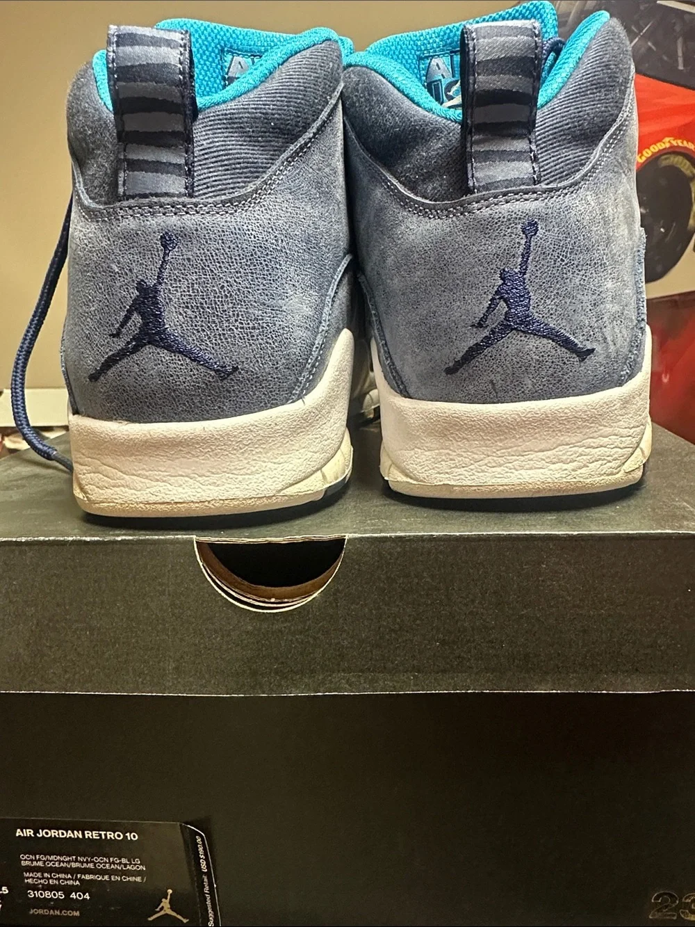 Jordan Sneakers in Teal and Navy Blue